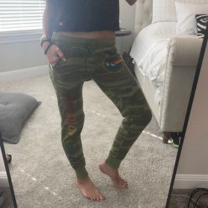 Aviator Nation size Small camo joggers